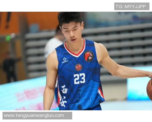 赛后分析:西安篮球队与武汉篮球队的战术意识与表现对比 赛后分析:西安篮球队与武汉篮球队的战术意识与表现对比