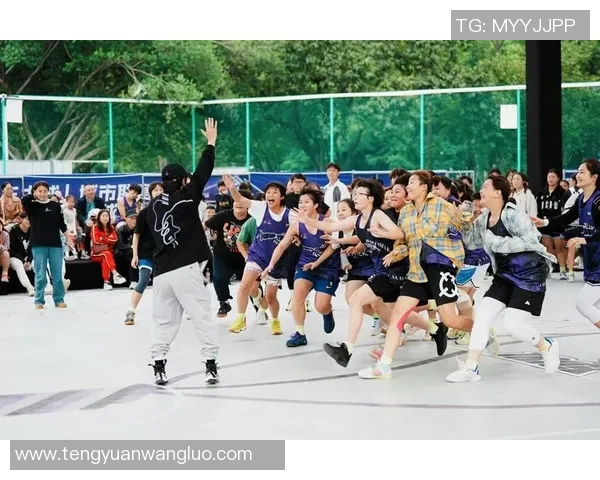 成都篮球队在城市联赛中的状态表现分析与点评